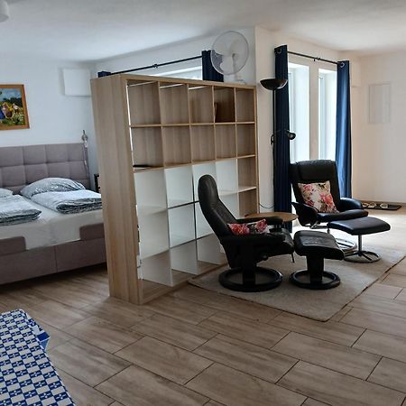 Apartement Auf Dem Lande Rudelzhausen Exterior foto